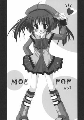 Close Up MOE POP Vol. 1 Comendo