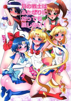 Hardcore Porn Tsuki no Senshi wa Futanari ni natte mo Kusshinai! - Sailor moon Coroa
