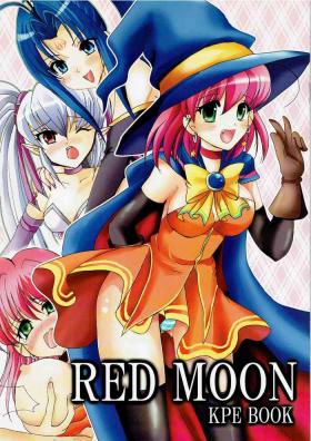 Hidden Cam RED MOON - Magical halloween Castlevania Celebrity
